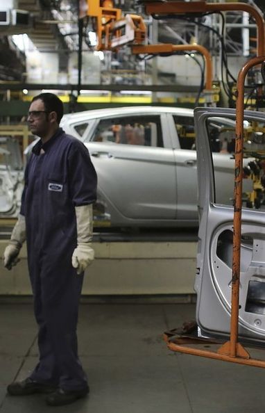 Plano para reduzir preço do carro zero de até R$ 120 mil vira problema (Reuters / Nacho Doce)